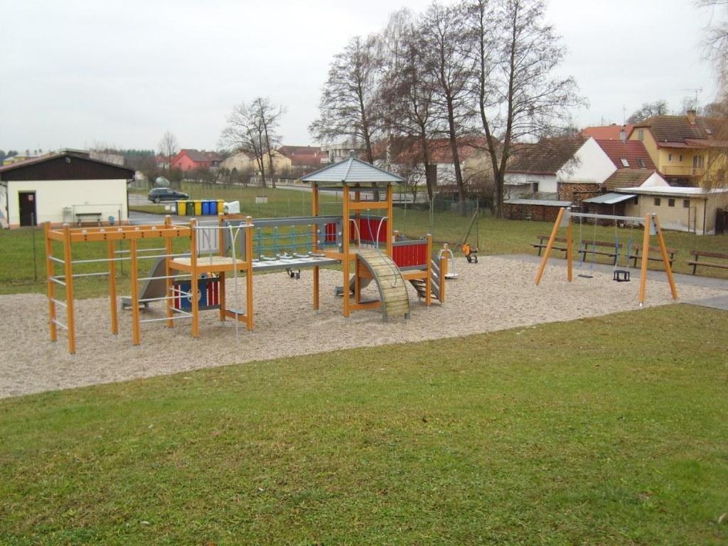 Apartman Olesnik Exterior foto